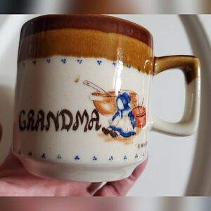 Vintage Grandma Mug with Brown and Blue Design 1986